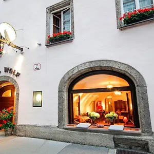 Szálloda Wolf, Salzburg