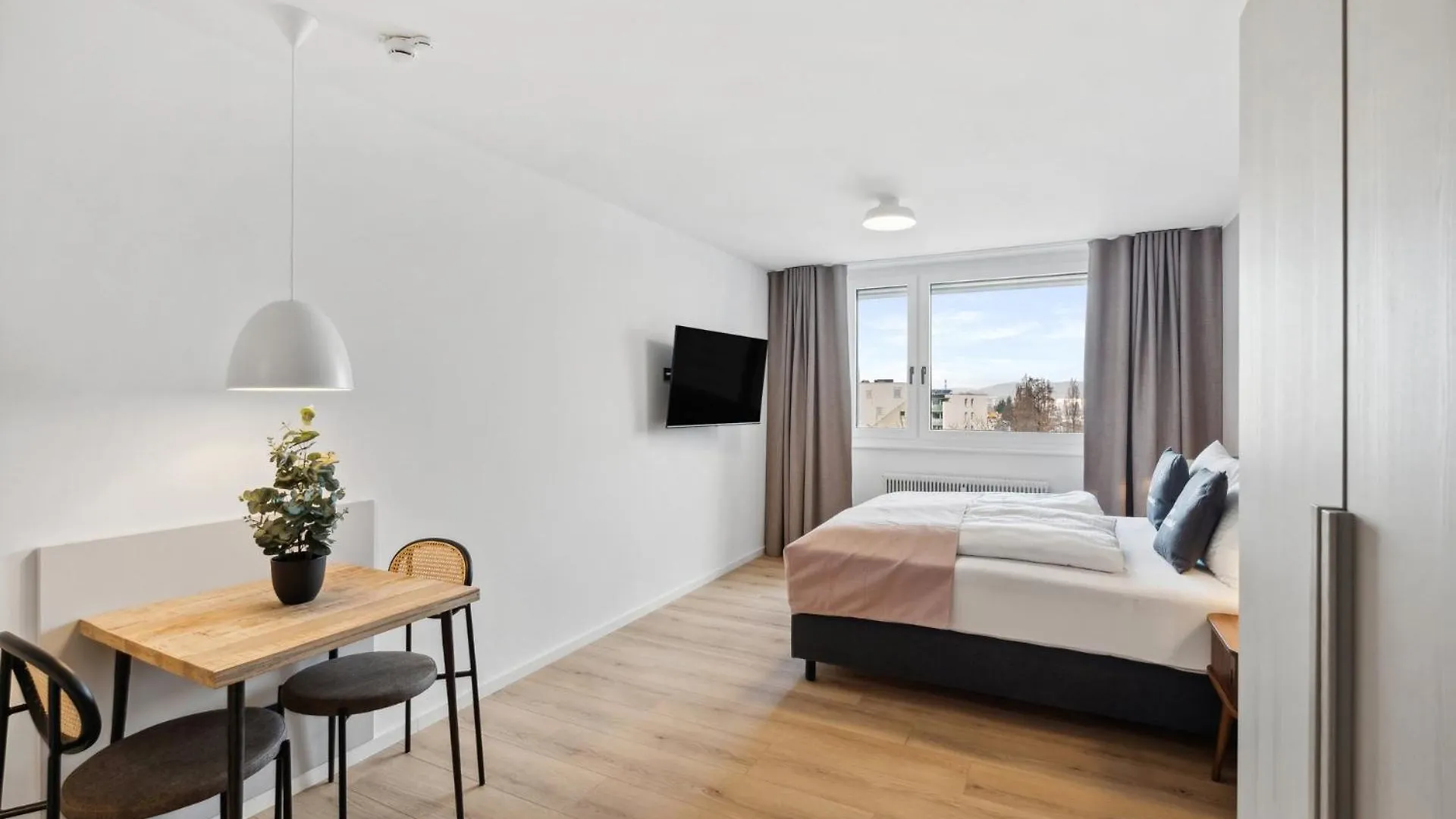 Limehome Salzburg Sterneckstr. Austria